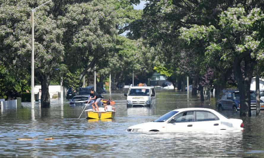 city-street-flooding